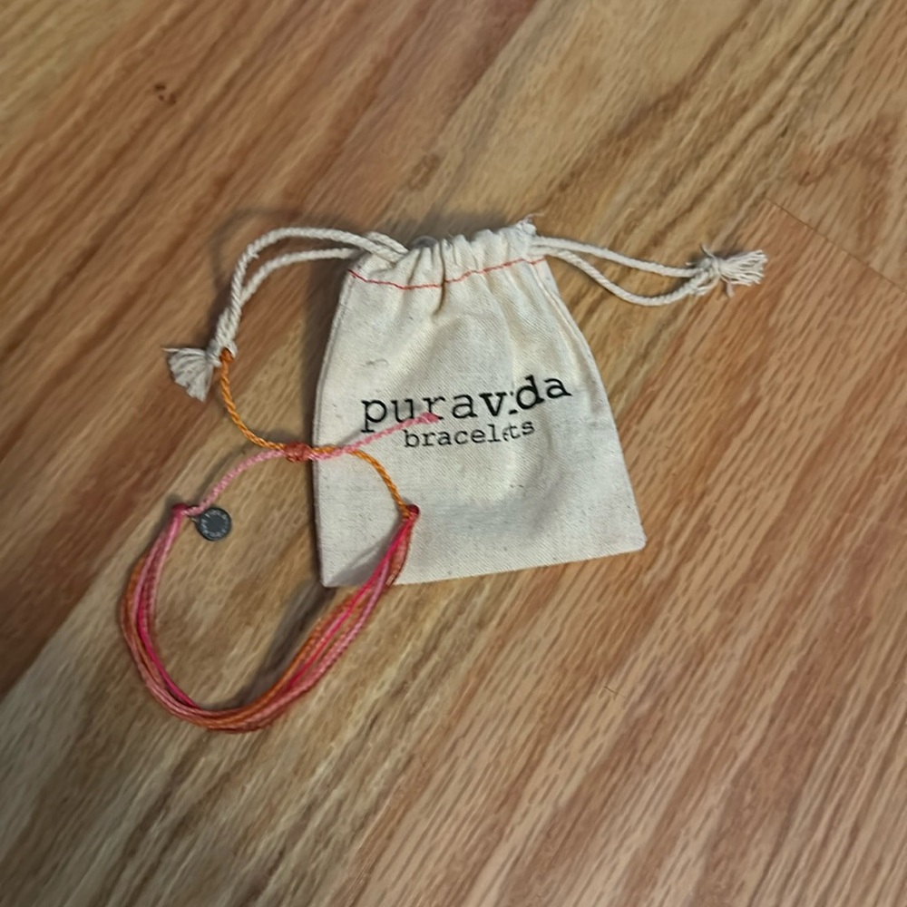 Pura Vita adjustable Bracelet- NWOT